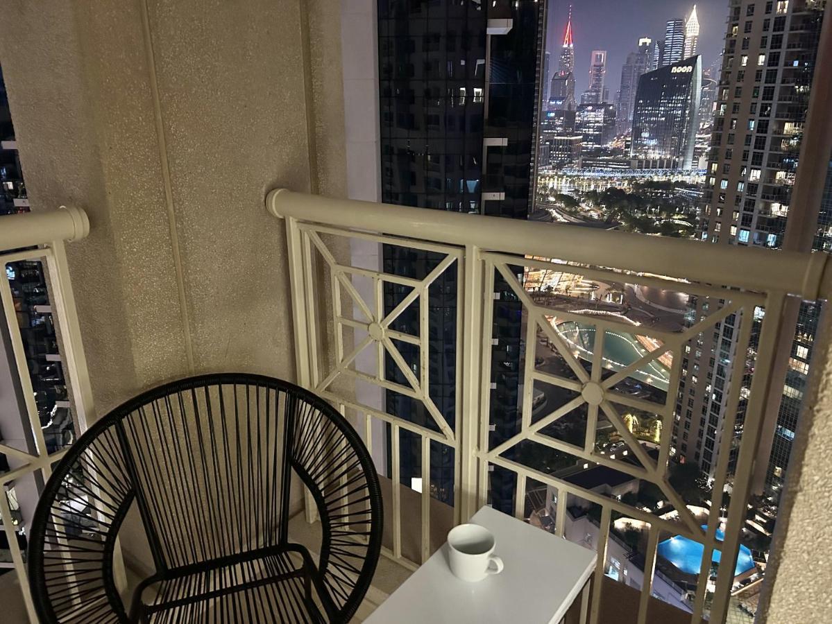 New! Luxury 3Bedroom With Spectacular Burj Views Downtown ドバイ エクステリア 写真