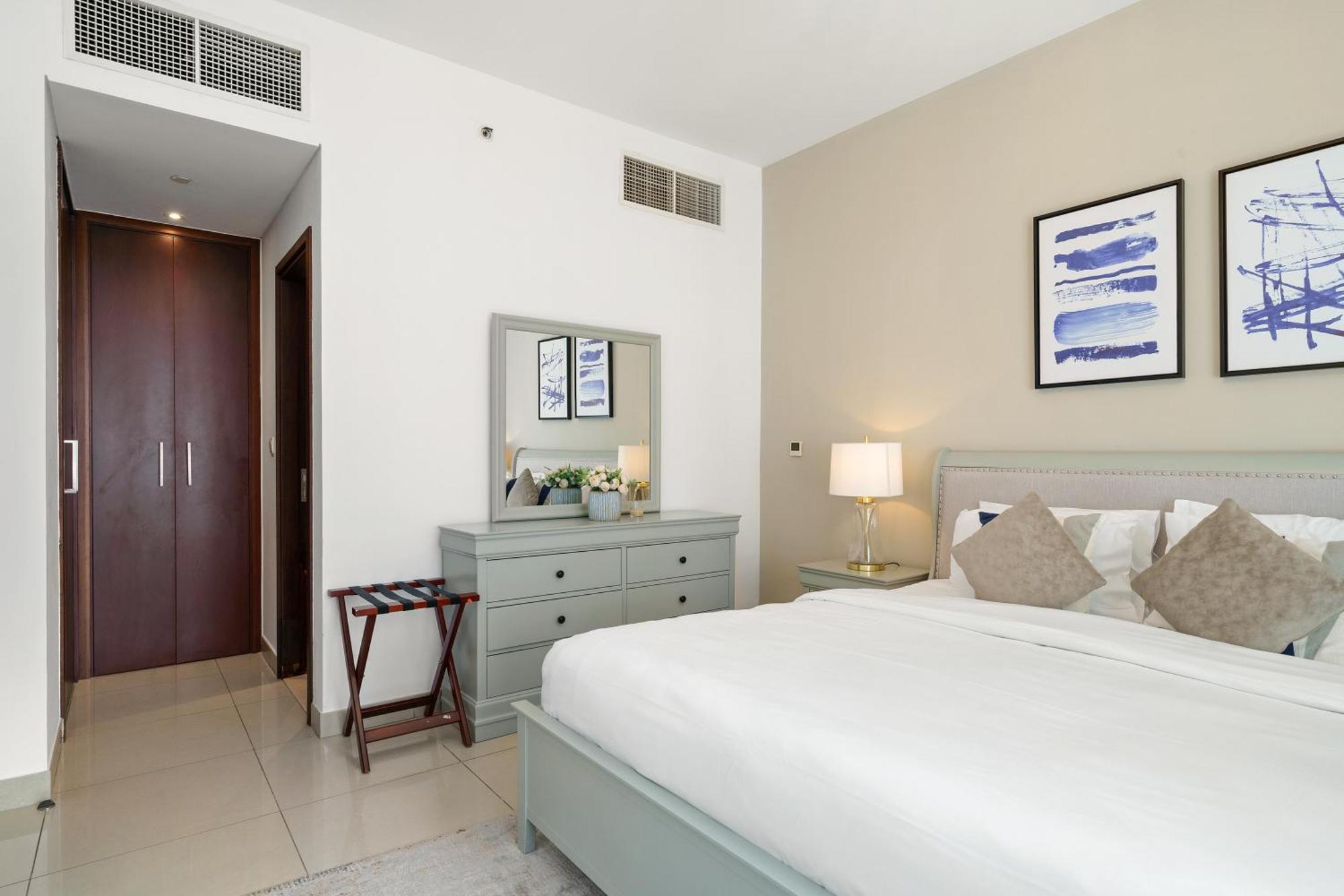 New! Luxury 3Bedroom With Spectacular Burj Views Downtown ドバイ エクステリア 写真