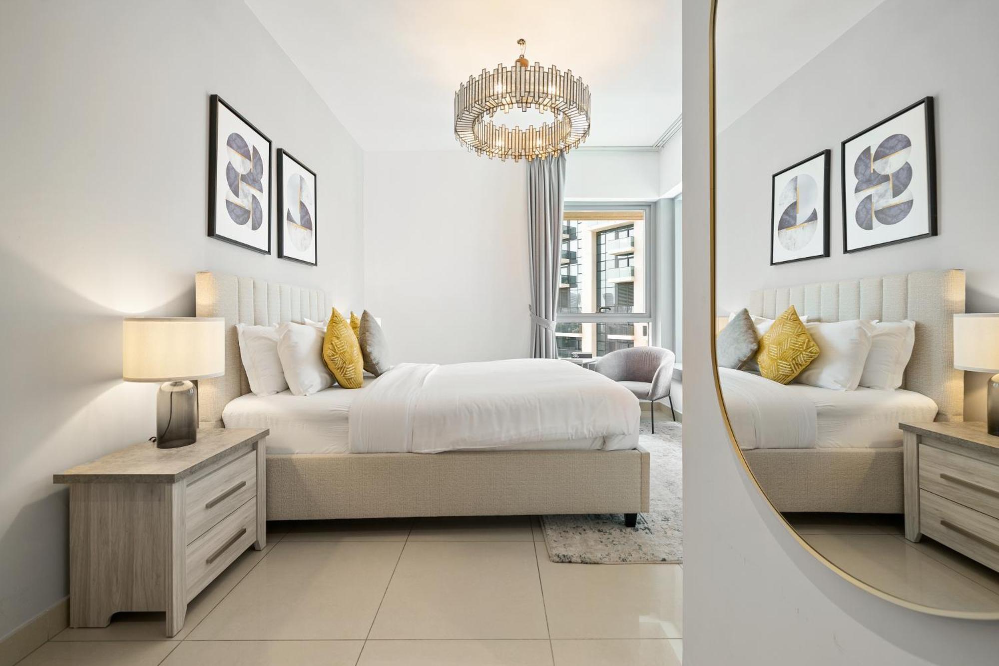 New! Luxury 3Bedroom With Spectacular Burj Views Downtown ドバイ エクステリア 写真