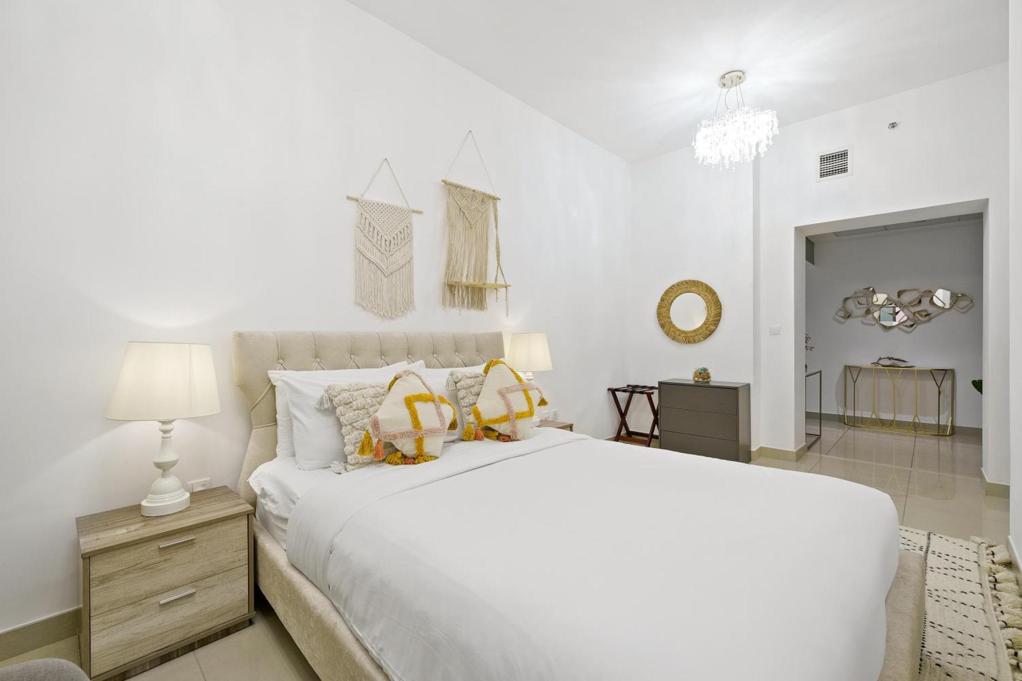 New! Luxury 3Bedroom With Spectacular Burj Views Downtown ドバイ エクステリア 写真
