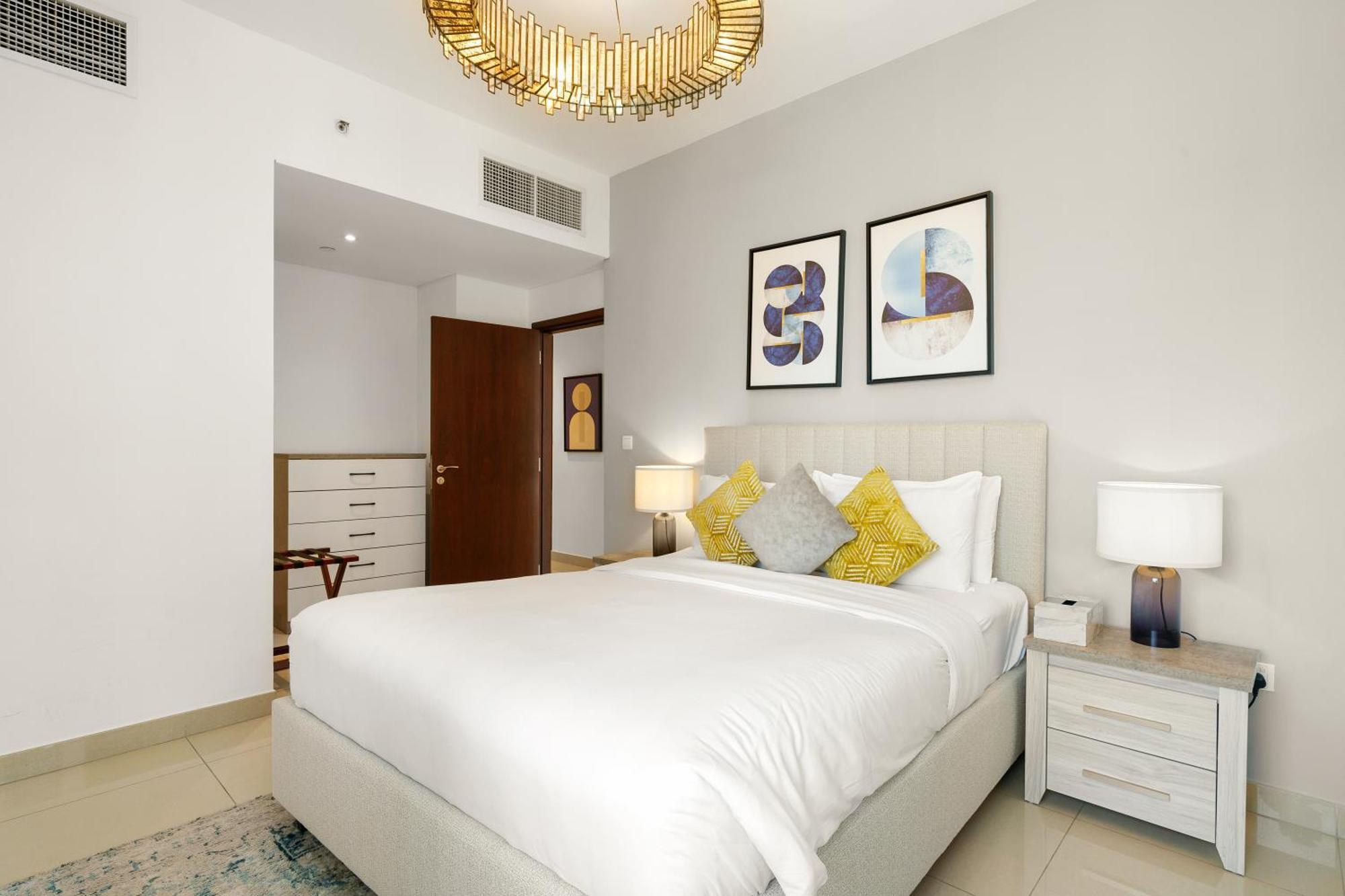 New! Luxury 3Bedroom With Spectacular Burj Views Downtown ドバイ エクステリア 写真